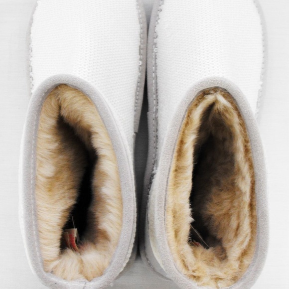 VS Love PINK Mukluk Bootie furlined Boots Slippers - Picture 3 of 4